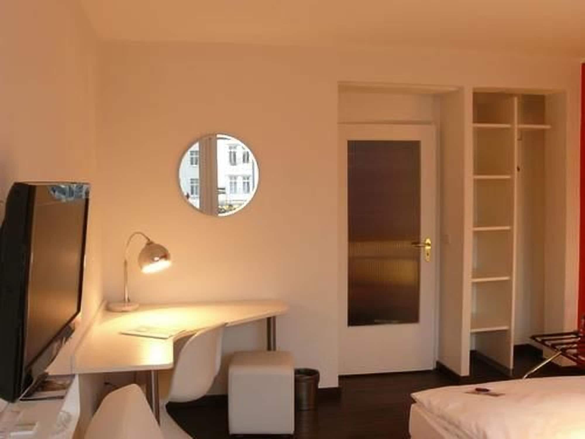 Cityhotel Monopol Hamburgo Exterior foto